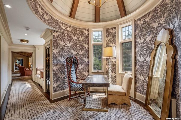 Home Office, Interior, Recessed Lighting, Wooden Beams
