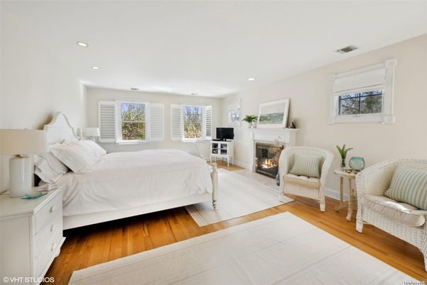 Bedroom, Fireplace, Interior, Recessed Lighting, Wood Texture Flooring