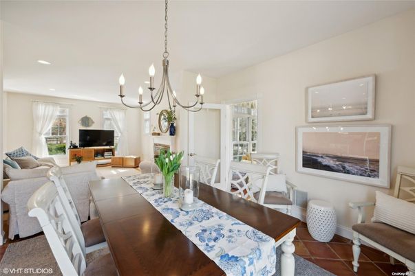 Chandelier, Dining room, Interior, Living room, Recessed Lighting