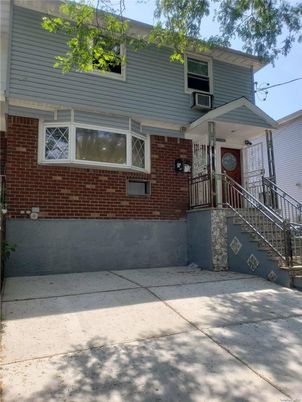 Exterior, Facade, Brick Facade, None