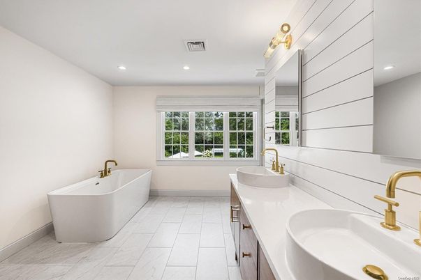 Bathroom, Dual Sink Vanities, Free Standing Baths, Interior, Marble, Recessed Lighting
