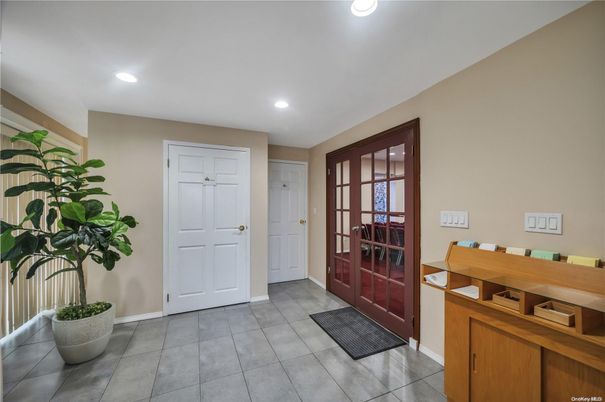 Interior, Recessed Lighting