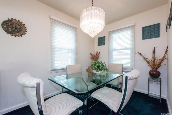 Chandelier, Dining room, Interior