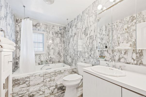 Bathroom, Interior, Marble, Marble Walls