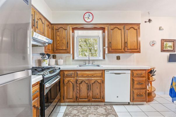 Interior, Kitchen, Tile Countertops
