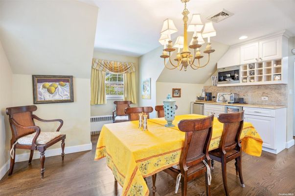 Chandelier, Dining room, Interior, Kitchen, Recessed Lighting, Wood Texture Flooring
