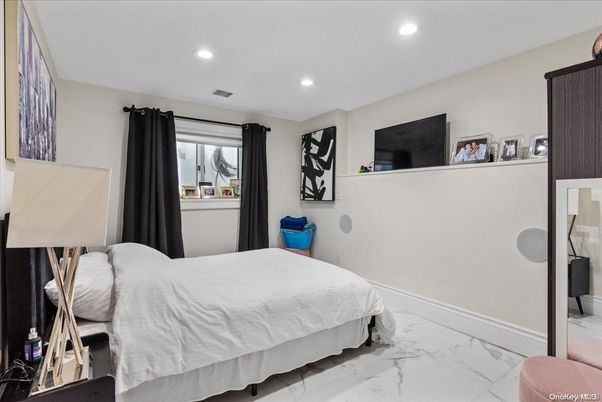Bedroom, Interior, Marble, Recessed Lighting