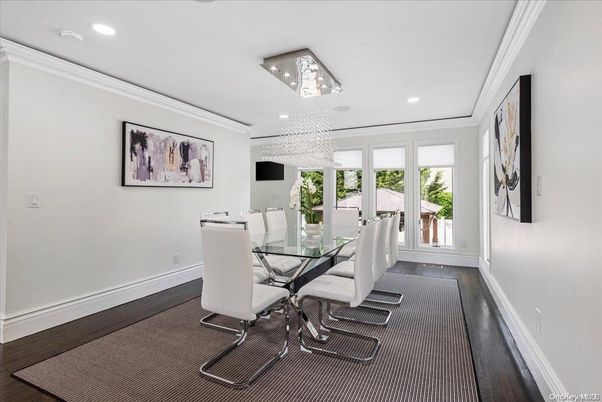 Chandelier, Dining room, Interior, Recessed Lighting, Wood Texture Flooring