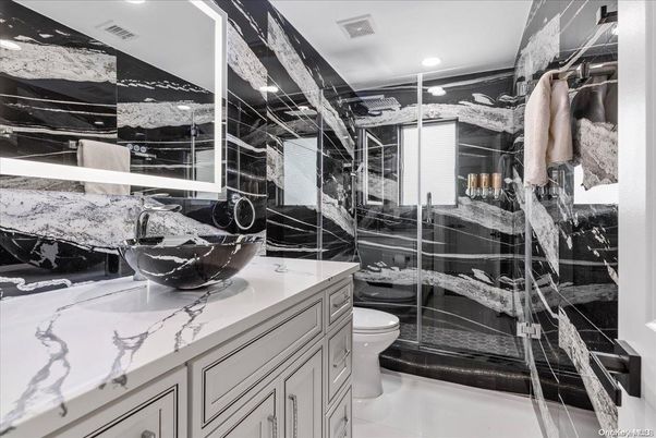 Bathroom, Interior, Recessed Lighting, Walk-in Closets
