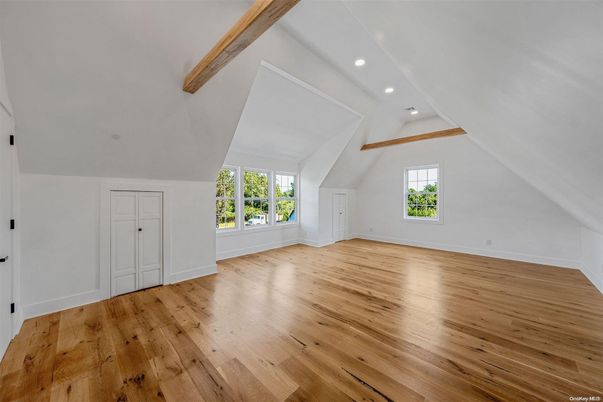 Empty room, Interior, Recessed Lighting, Wooden Beams, Wood Texture Flooring