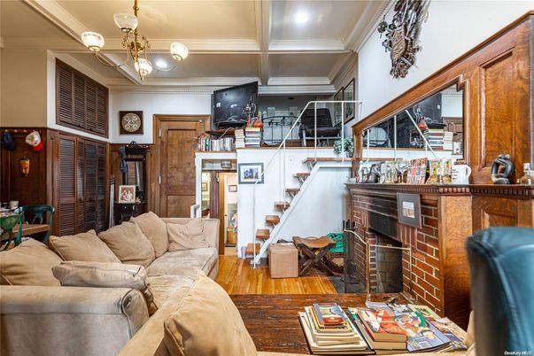Fireplace, Interior, Living room, Pendant Lights, Recessed Lighting, Wood Texture Flooring