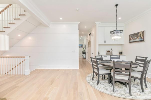 Chandelier, Dining room, Interior, Recessed Lighting, Wood Texture Flooring