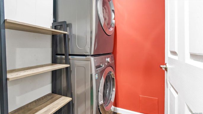 Interior, Utility Closets, Washer