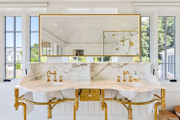 Bathroom, Interior, Marble Walls, Recessed Lighting