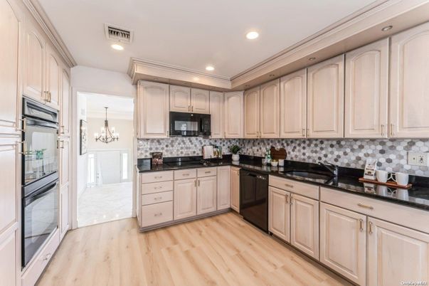 Chandelier, Interior, Kitchen, Recessed Lighting, Wood Texture Flooring
