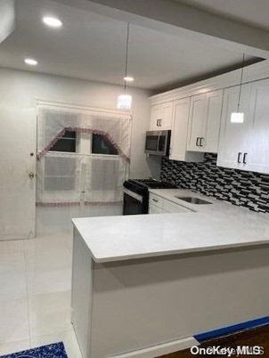 Interior, Kitchen, Pendant Lights, Recessed Lighting