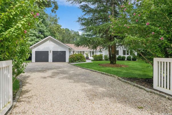 Backyard, Detached Garage, Exterior