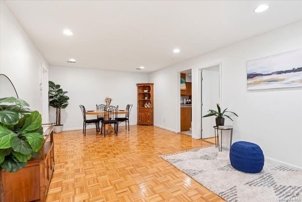 Dining room, Interior, Recessed Lighting, Wood Texture Flooring