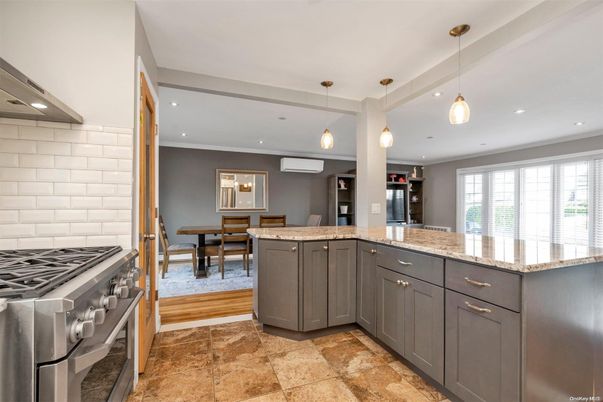 Dining room, Interior, Kitchen, Pendant Lights, Recessed Lighting, Stainless Steel Appliances