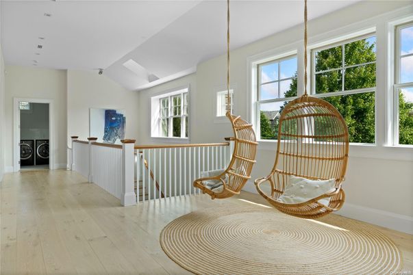 Interior, Pendant Lights, Wood Texture Flooring