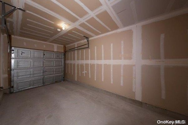 Empty room, Garage, Interior