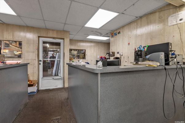 Interior, Recessed Lighting, Wooden Walls