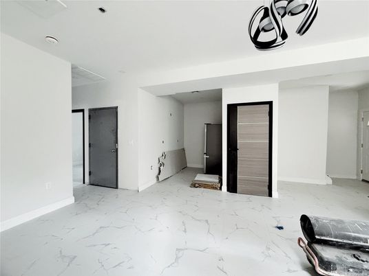 Interior, Marble