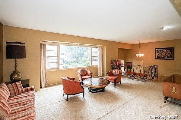 Chandelier, Dining room, Interior, Living room, Pendant Lights