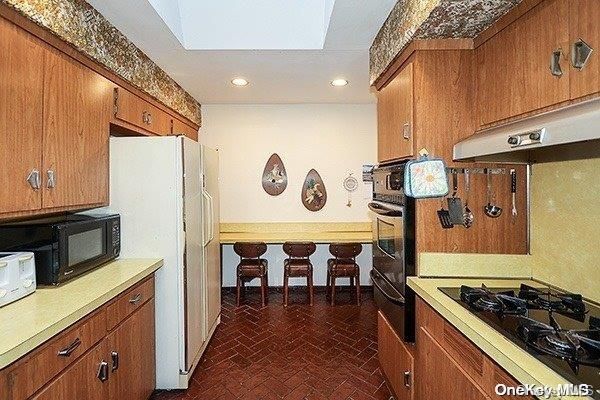 Dining room, Interior, Kitchen, Recessed Lighting