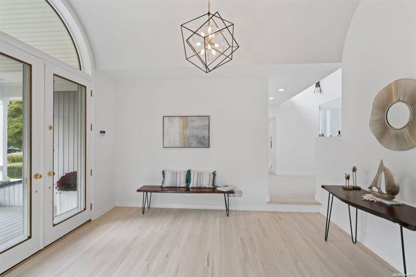 Interior, Pendant Lights, Recessed Lighting, Wood Texture Flooring