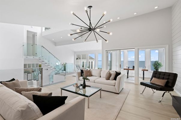 Interior, Living room, Pendant Lights, Recessed Lighting, Wood Texture Flooring