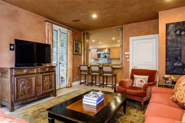 Interior, Kitchen, Living room, Recessed Lighting, Stainless Steel Appliances