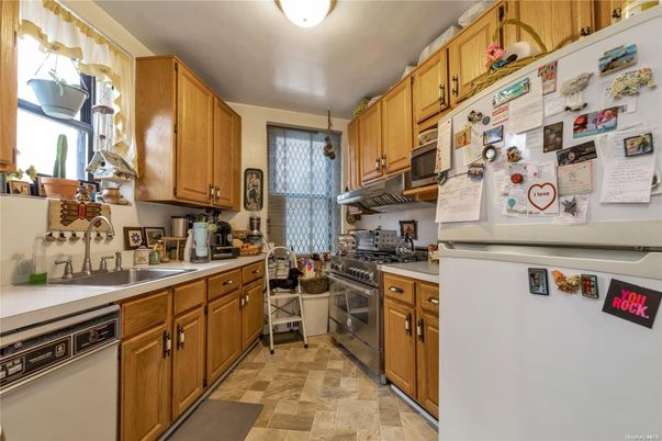 Interior, Kitchen, Stainless Steel Appliances