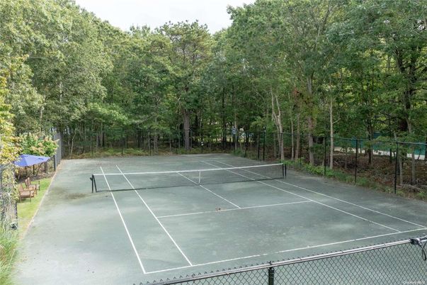 Exterior, Tennis Courts