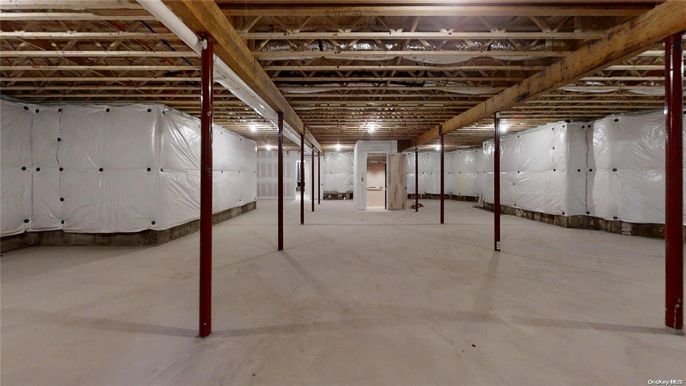 Interior, Wooden Beams