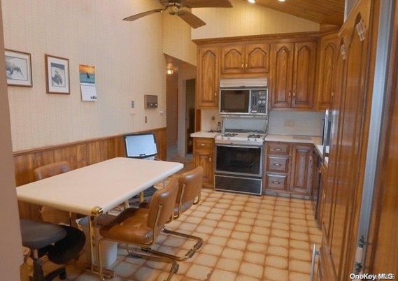 Dining room, Interior, Kitchen