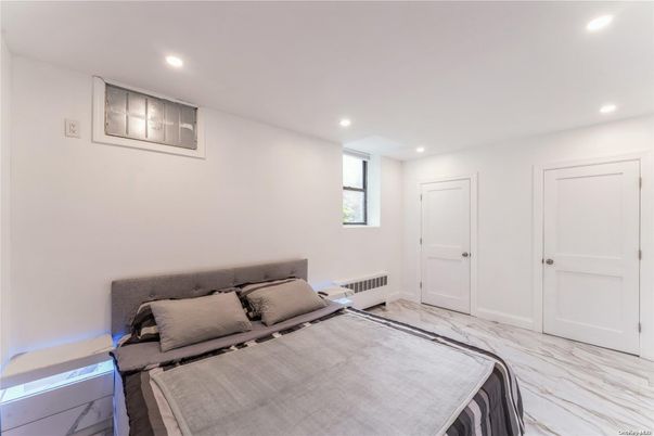 Bedroom, Interior, Marble, Recessed Lighting