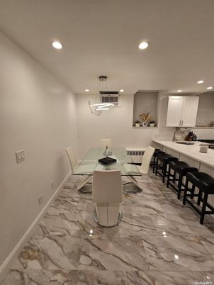 Dining room, Interior, Kitchen, Marble, Pendant Lights, Recessed Lighting