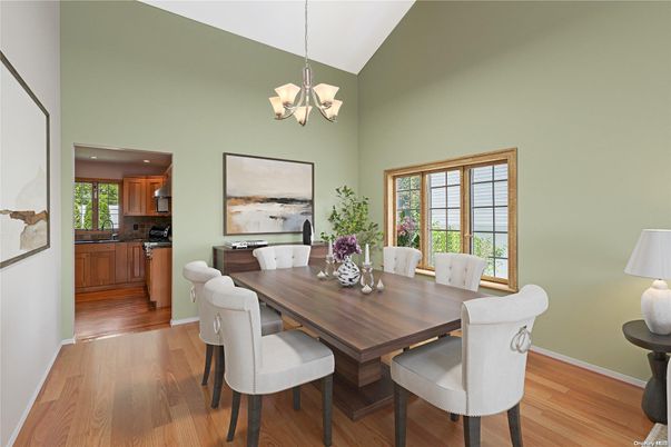 Chandelier, Dining room, Interior, Recessed Lighting, Wood Texture Flooring