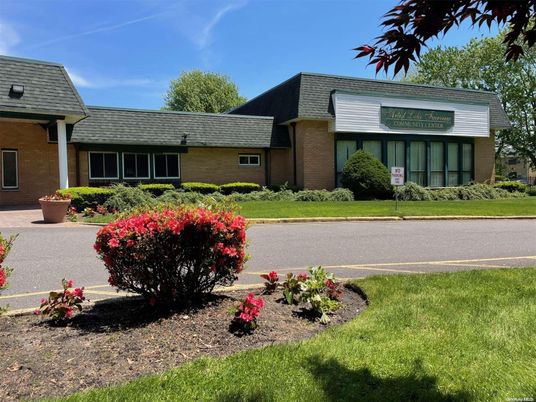 Exterior, Facade, Brick Facade, Cape Cod