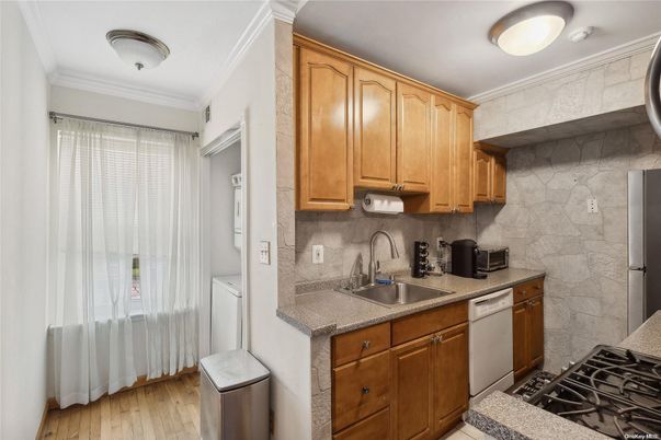 Interior, Kitchen, Stone Walls, Wood Texture Flooring