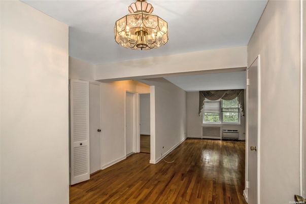 Chandelier, Empty room, Interior, Wood Texture Flooring