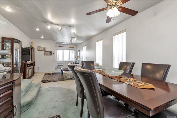 Dining room, Interior, Kitchen, Recessed Lighting