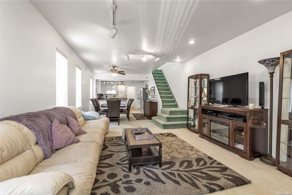 Dining room, Interior, Living room, Recessed Lighting