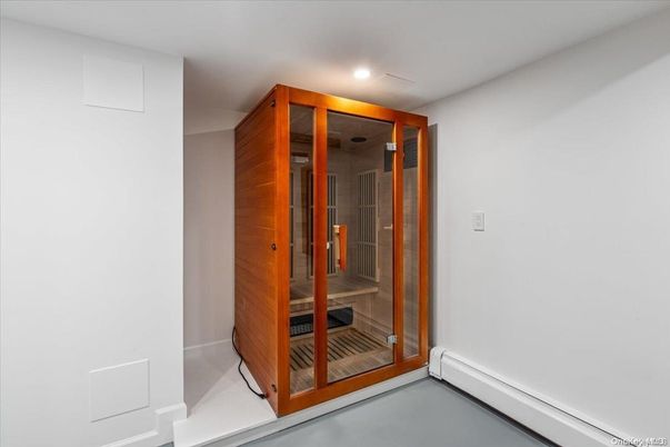 Interior, Recessed Lighting, Sauna Room