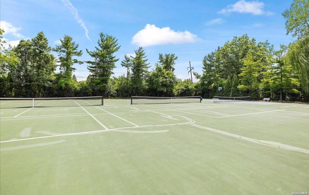 Exterior, Tennis Courts