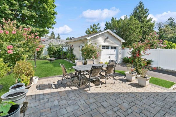 Backyard, Detached Garage, Exterior