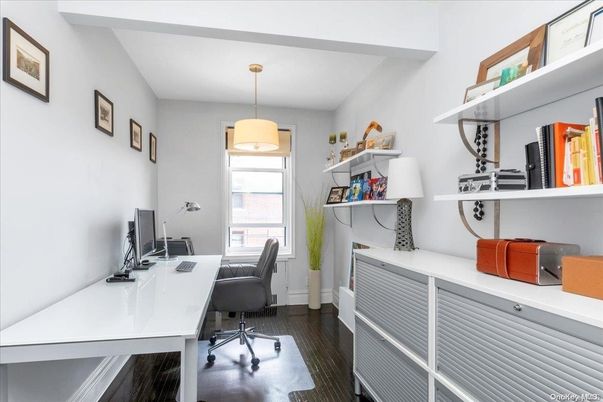 Home Office, Interior, Pendant Lights, Wood Texture Flooring