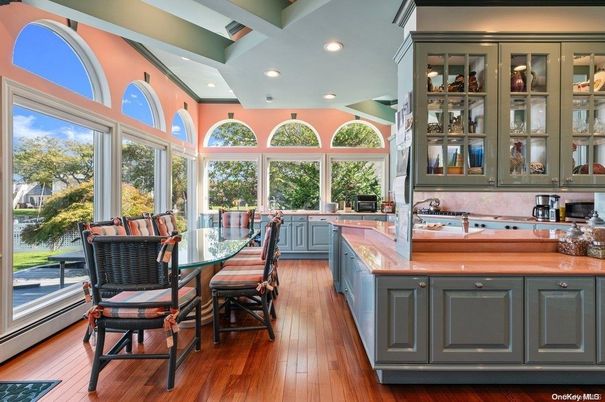 Dining room, Interior, Kitchen, Recessed Lighting, Wood Texture Flooring