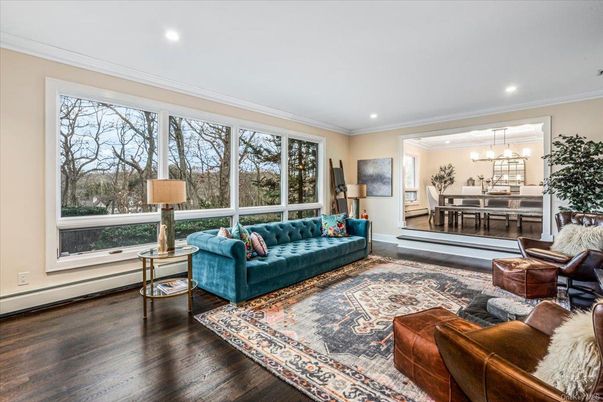Dining room, Interior, Living room, Pendant Lights, Recessed Lighting, Wood Texture Flooring